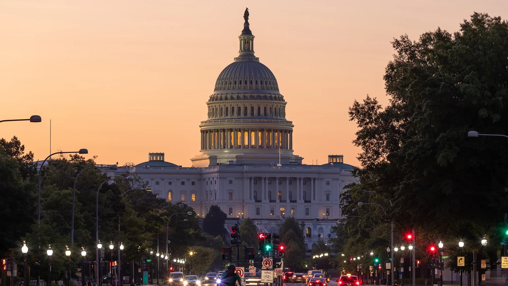 Crypto Clarity Act Could Reshape Banking Rules for Local Businesses
