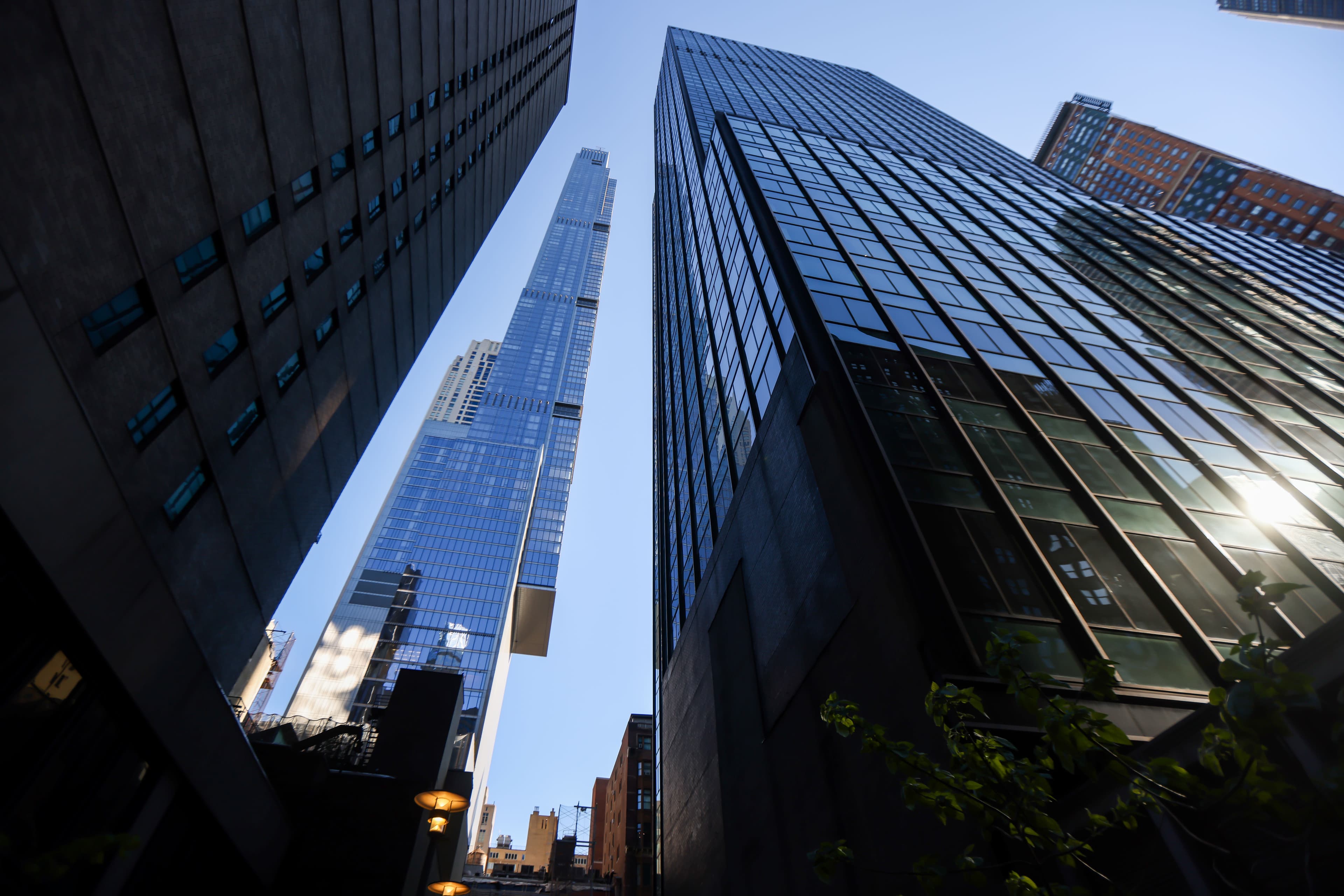 Luxury Real Estate Market Stays Strong Despite Tax Concerns
