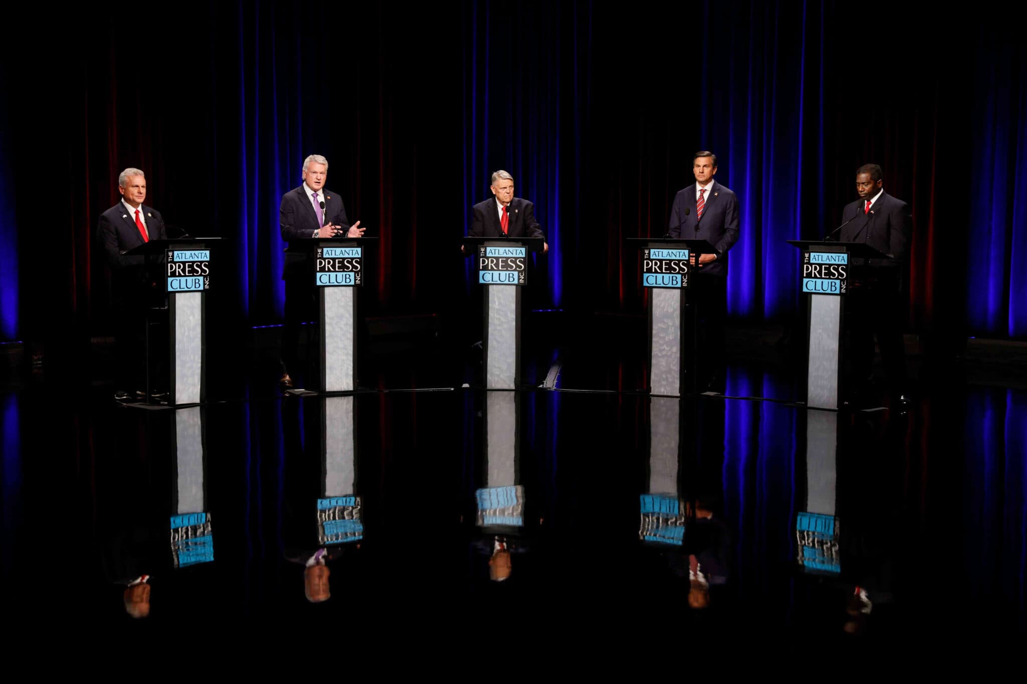 Georgia GOP Senate Race Heats Up as Early Voting Opens