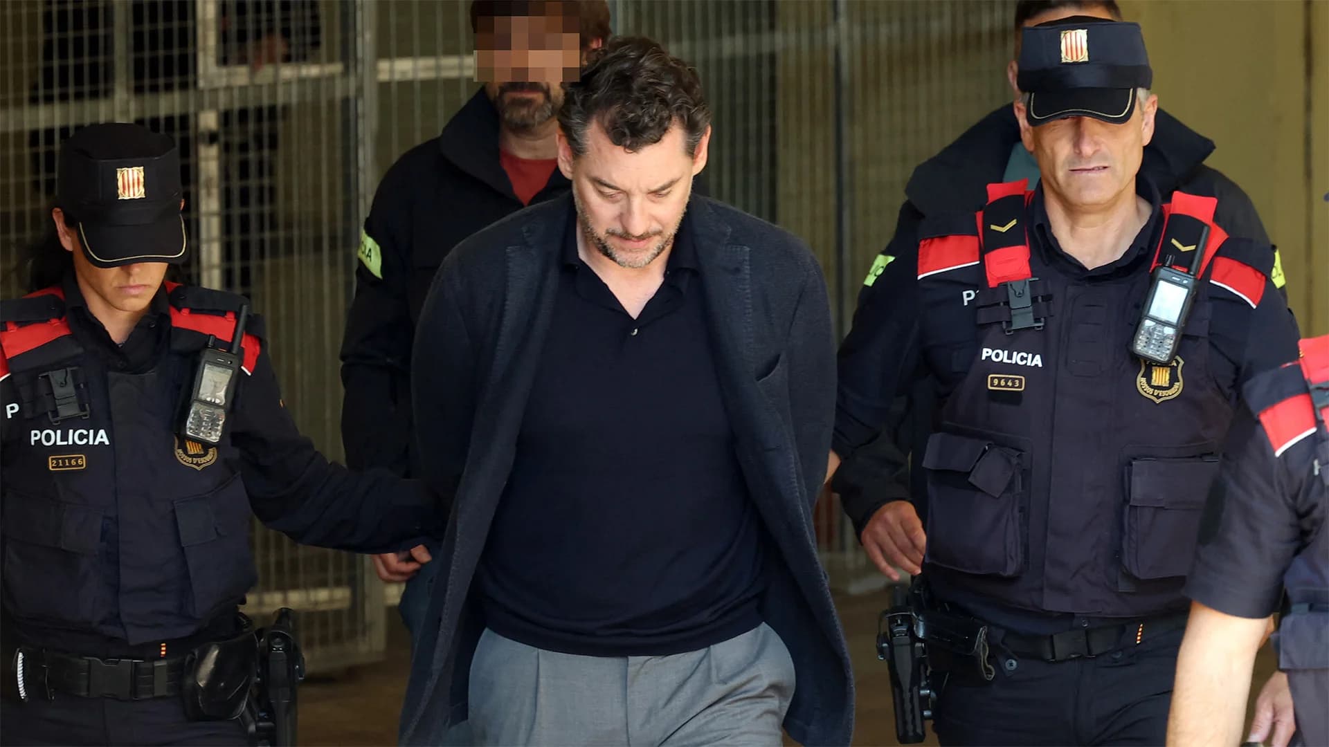 Fashion Empire Heir Under Investigation in Founder's Death