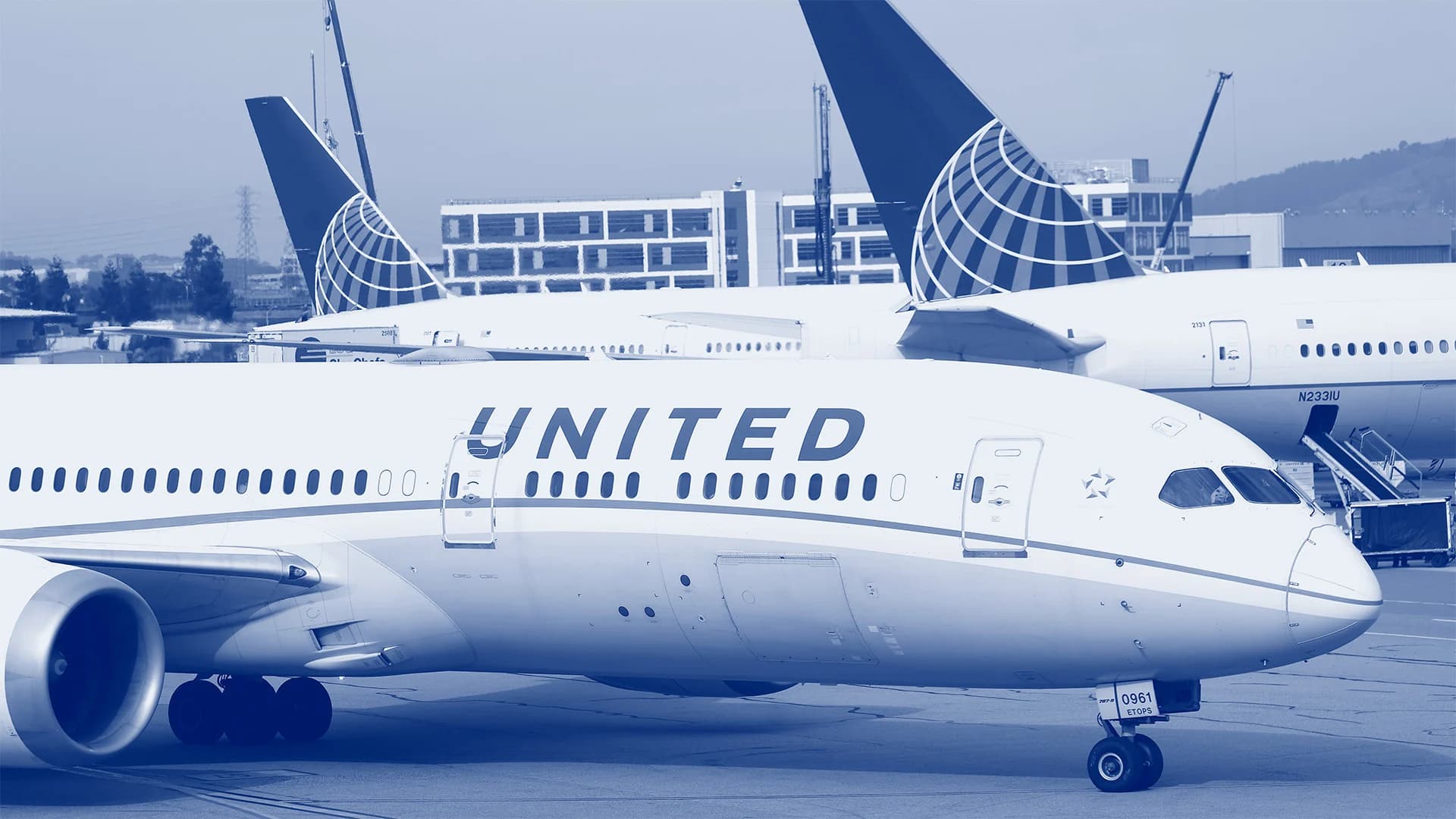 Major Airline Braces for Record Summer Despite Fuel Cost Pressures