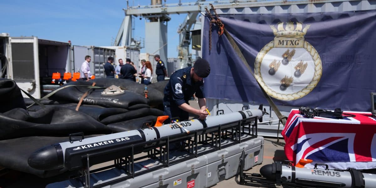 Strait of Hormuz Mine Clearing Hinges on U.S.-Iran Peace Deal
