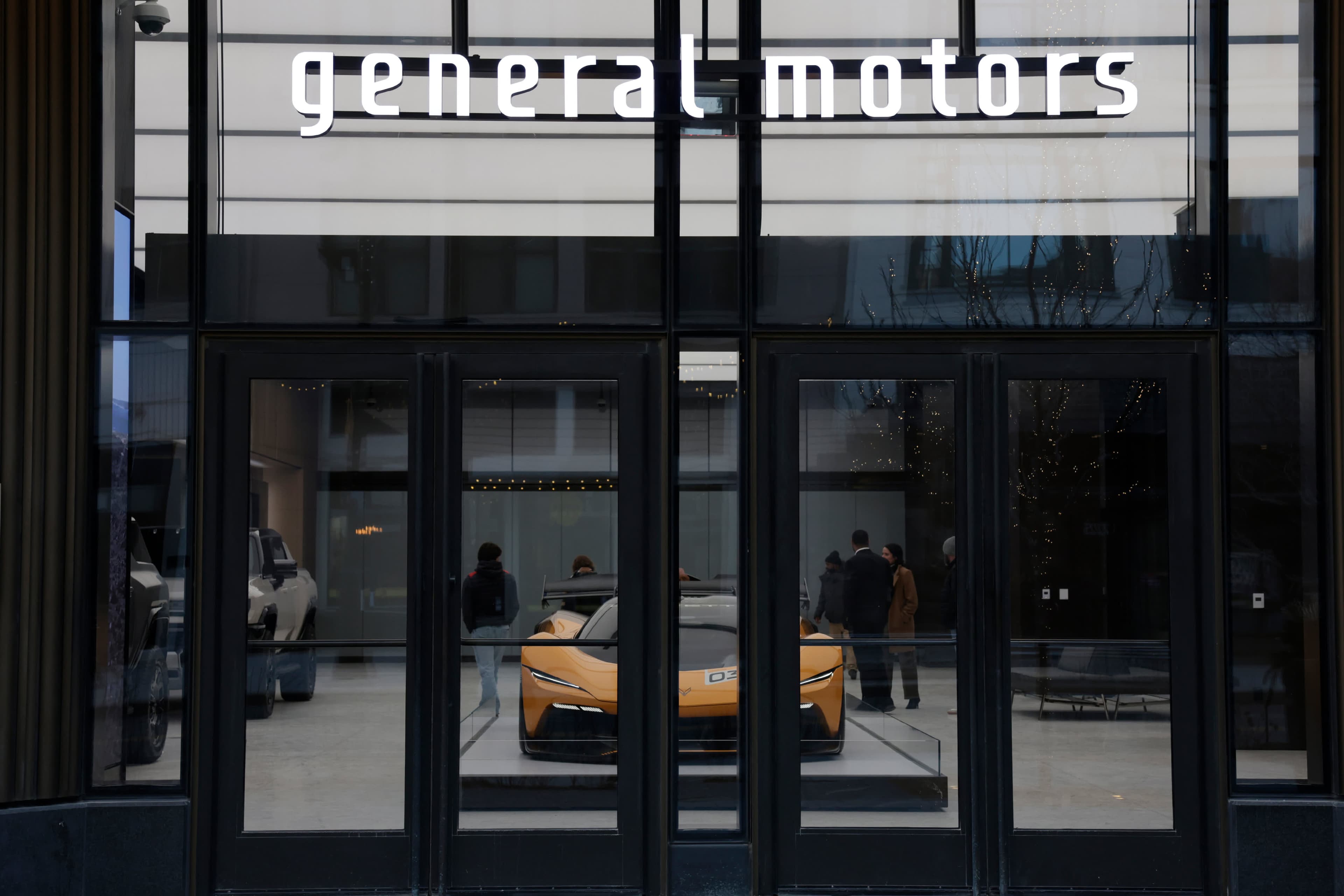 GM Cuts Hundreds of IT Jobs in Cost Restructuring