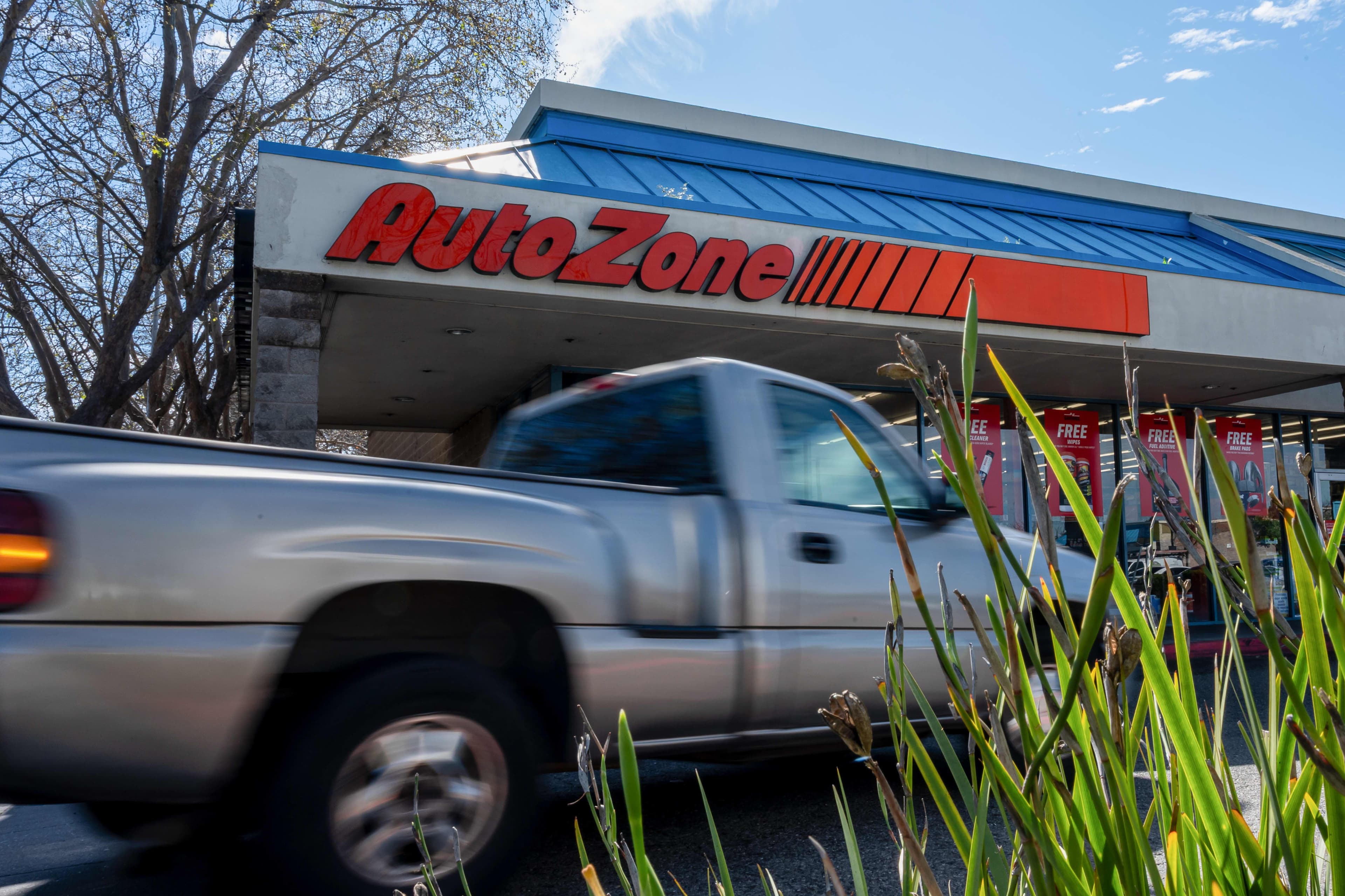 AutoZone's Market Tumble Signals Retail Pressure on Supply Chain