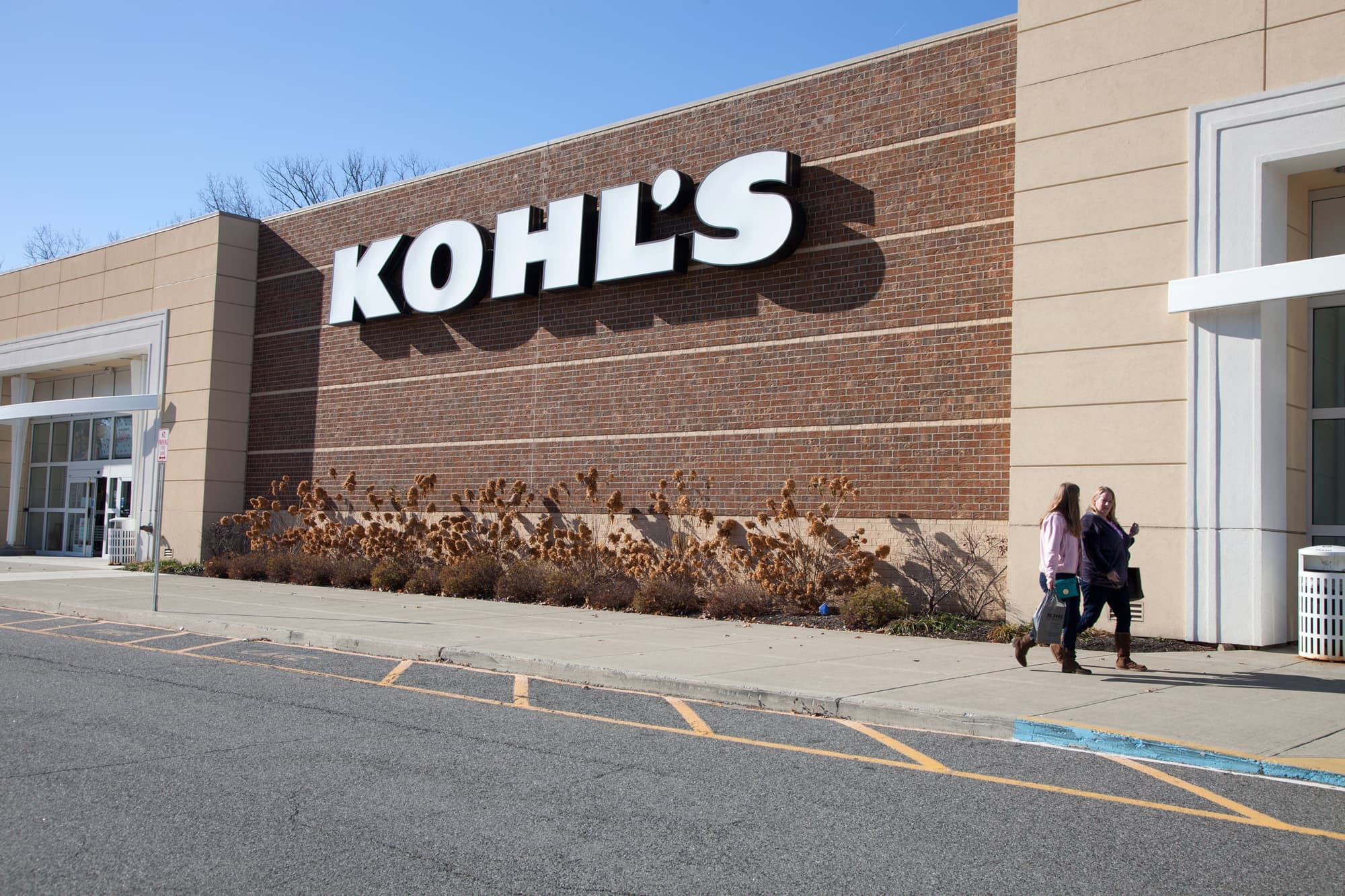 Kohl's Stock Rebounds on Improved Sales Momentum