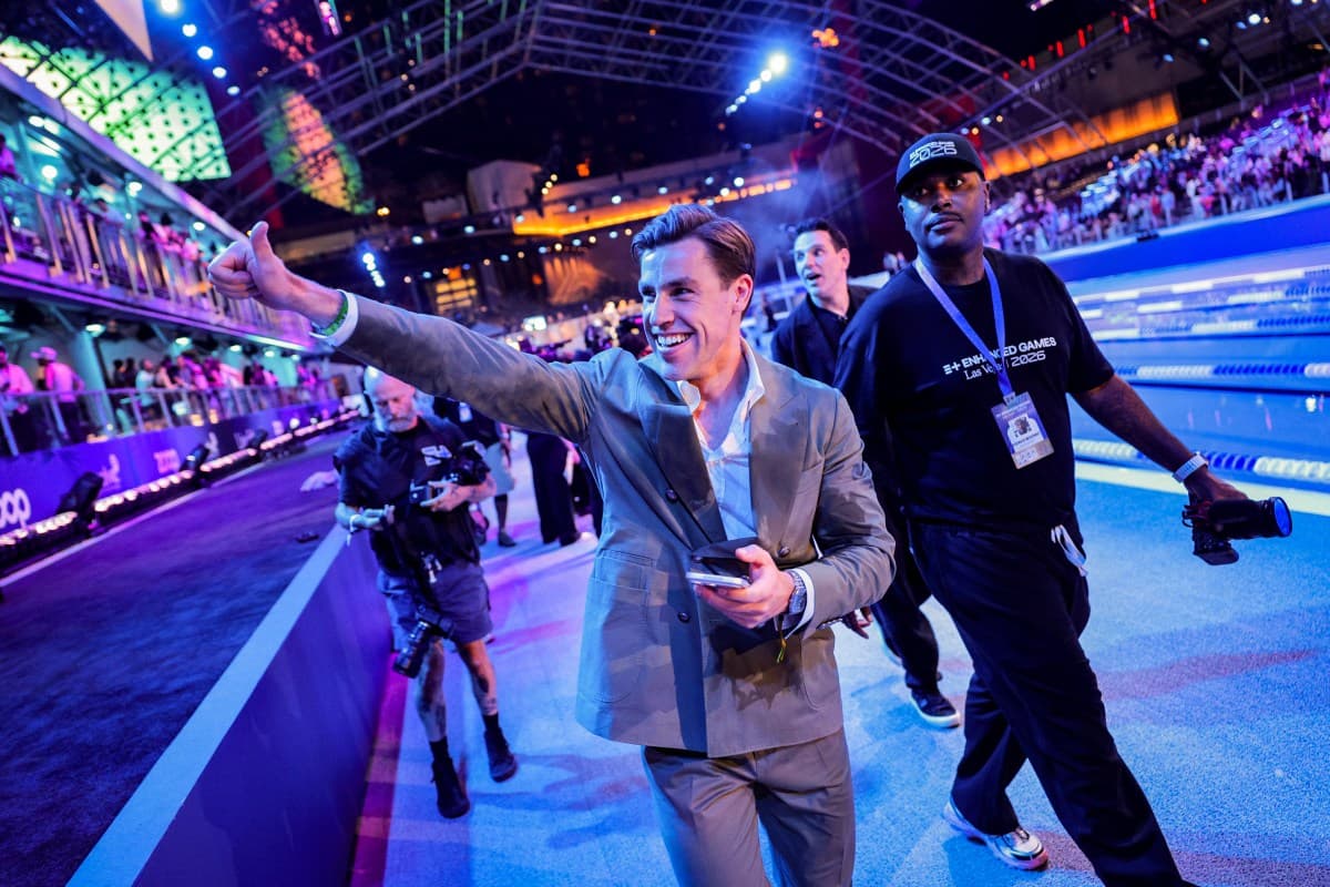 Tech's Embrace of Unorthodox Business Models Raises Questions