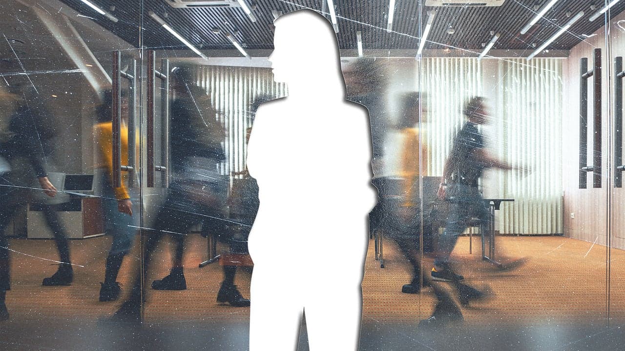 The Hidden Challenge New CEOs Face: Breaking Through Isolation