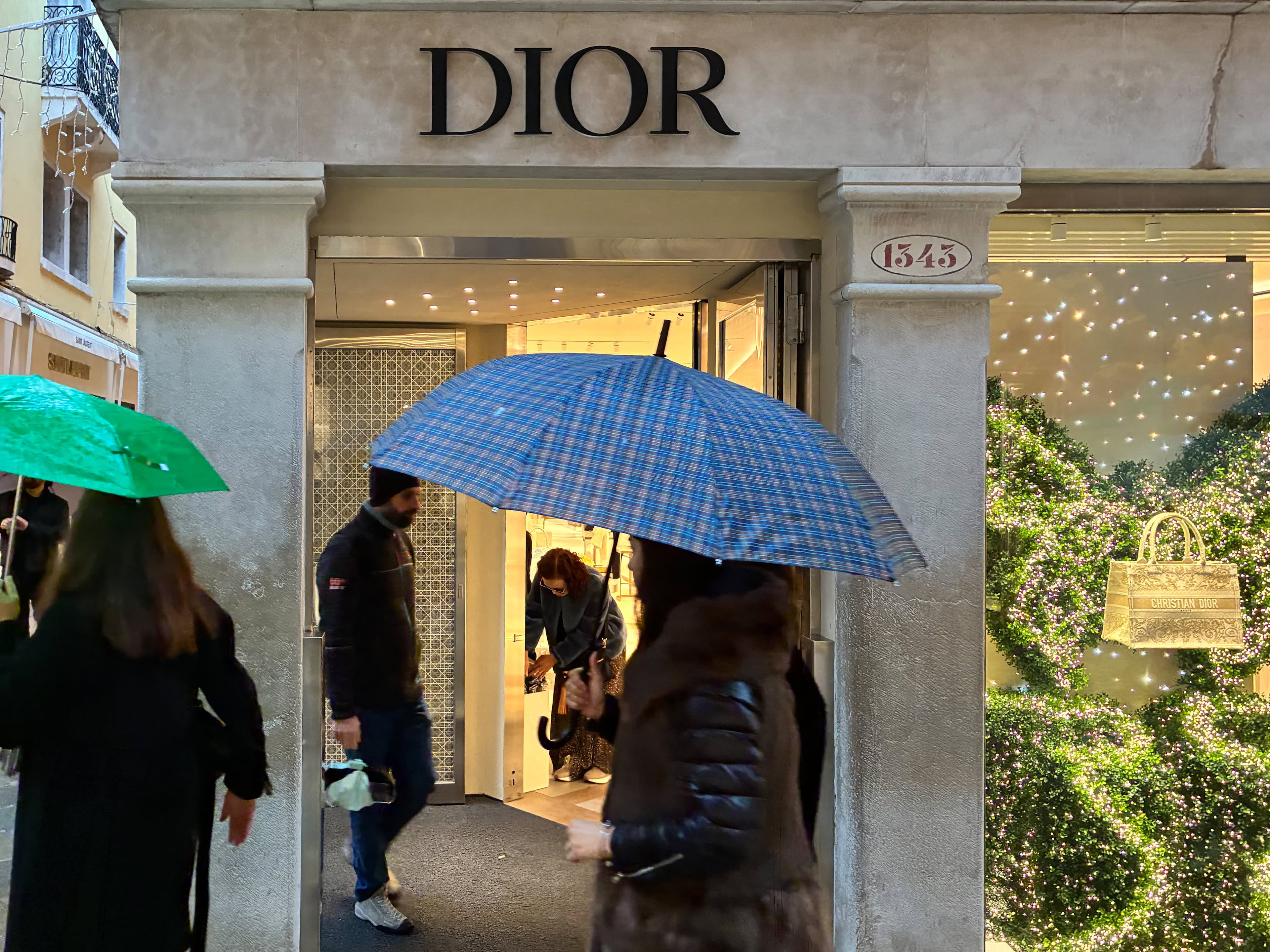 Q1 Retail Surge Masks Consumer Weakness; Dalton Retailers Brace for Headwinds